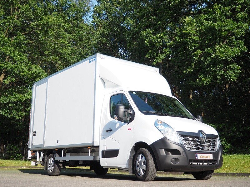 Cezarotrans delivery truck